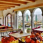 Hotel Caftan Cave 4*