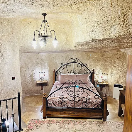 Caftan Cave Goreme