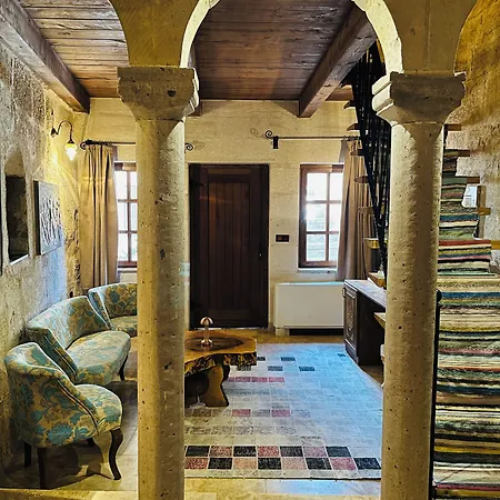 Caftan Cave