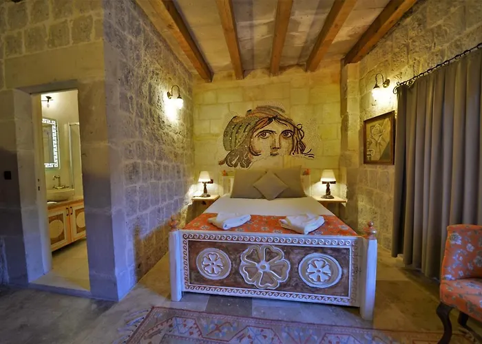 Caftan Cave غوريمِيه