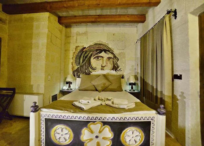 فندق Caftan Cave 4*