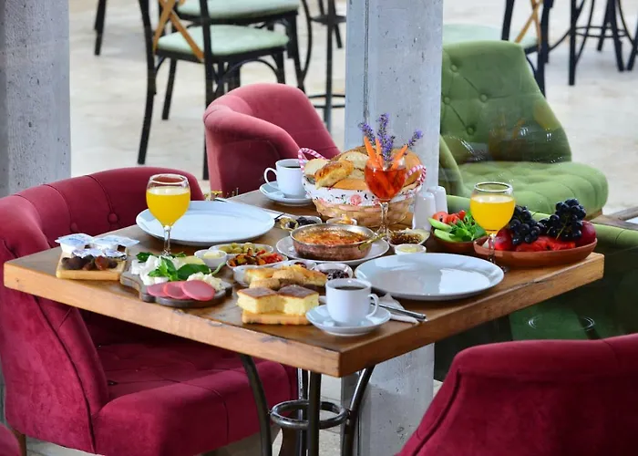 Caftan Cave 酒店 4*