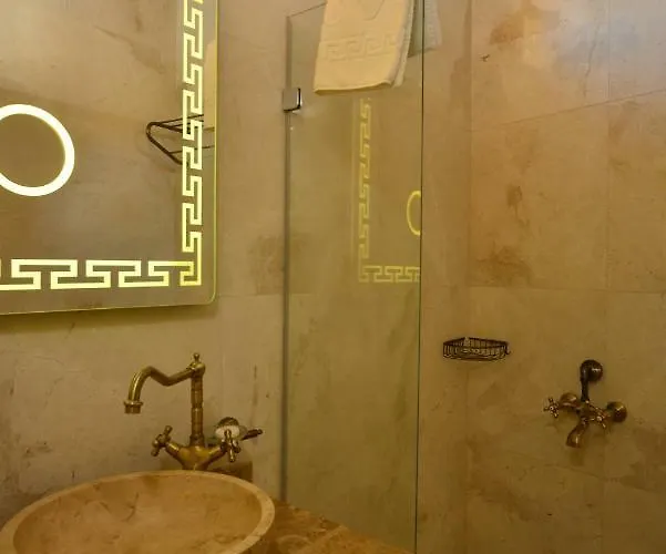 Caftan Cave 酒店 4*